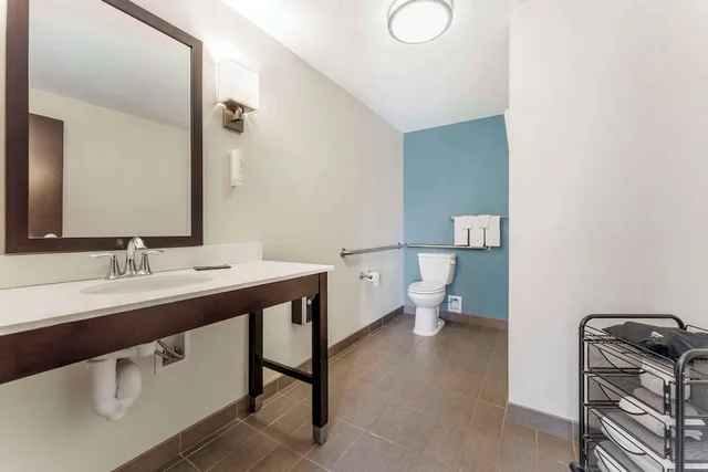 غرفة قياسية بسرير كينج، Sleep Inn & Suites Cumberland 6/6