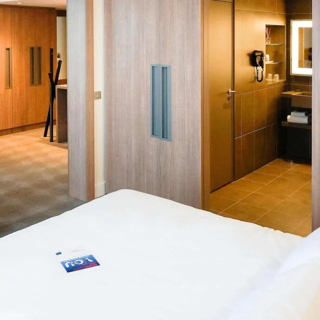 جناح بسرير مزدوج، Novotel Paris Saclay 3/3