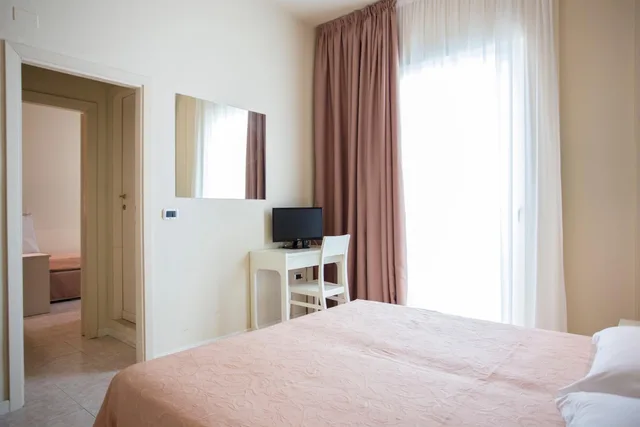 غرفة سوبيريور عائلية، Boutique & Spa Sirenahotel 1/9