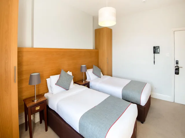 Deluxe, Triple, Multiple Beds، The Regency, Clifton Bristol 7/9
