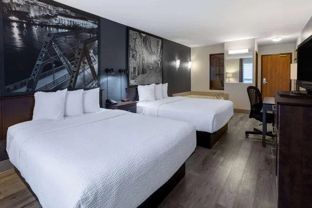 جناح ديلوكس بسرير كوين، Super 8 By Wyndham Quebec City 1/8