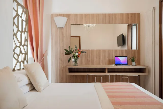 غرفة كلاسيكية مزدوجة بشرفة، Hotel Re Enzo 7/10