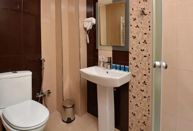 غرفة قياسية رباعية، Hotel Diamond Dat Exx Company 4/5