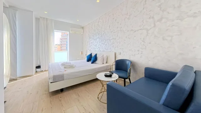 Penthouse Suite, The G Hotel by JL 1/1