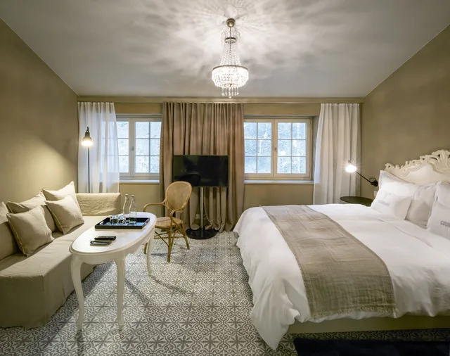 غرفة بسرير مزدوج، La Couronne Hotel Restaurant 2/10
