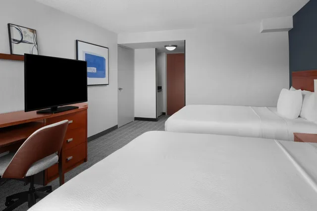 غرفة بسريرين كوين بشرفة، Courtyard by Marriott San Diego - Rancho Bernardo 6/10
