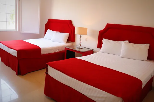 غرفة قياسية بسريرين مزدوجين، Zar Queretaro Hotel 1/5
