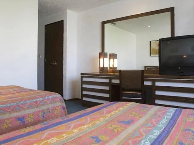 غرفة قياسية بسريرين مزدوجين، Corinto Hotel 1/2