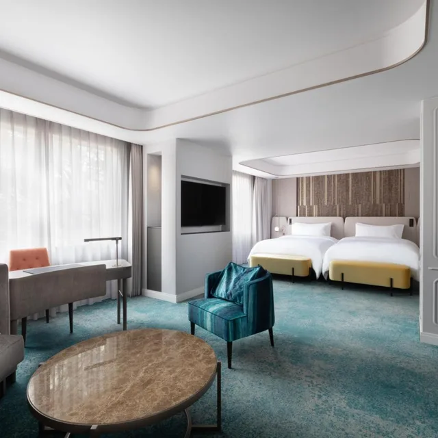 جناح جونيور بسريرين مزدوجين مع دخول صالة النادي، Westin Miyako 2/3