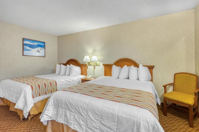 Standard, 2 Queen Beds, Accessible, SureStay Plus Hotel by Best Western Reno Airport 2/10