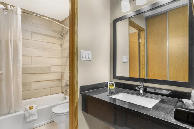 جناح بسريرين كوين بغرفتي نوم، Best Western Plus Country Meadows Inn 4/4