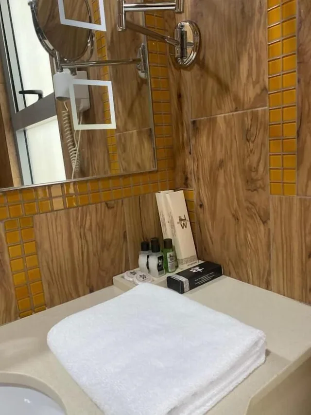 جناح استوديو بسرير كينج، New W Hotel 5/6