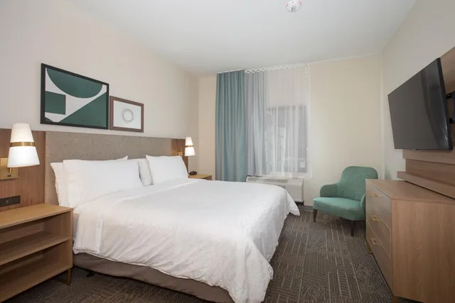 جناح بغرفتي نوم لذوي الإعاقة، Staybridge Suites Carson City - Tahoe Area 4/9