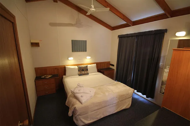 2 Bedrooms, Luxury, Villa, 2 Queen Beds, METUNG HOLIDAY VILLAS 3/9