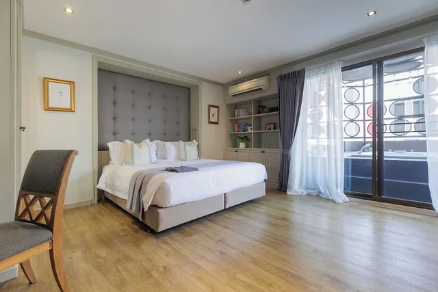 جناح بسريرين مزدوجين بشرفة بغرفتي نوم، THEA Private Suites by TH District 8/10