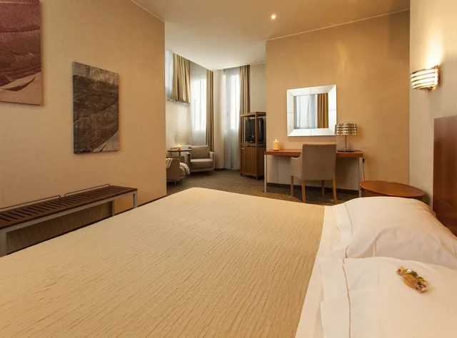 غرفة قياسية بسرير كينج، Hotel Cora 6/8