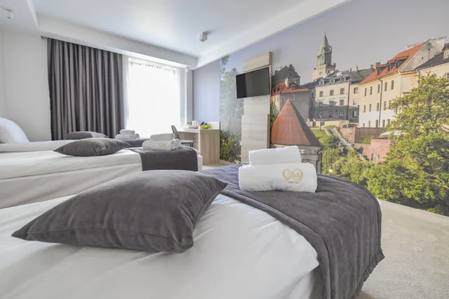 غرفة قياسية ثلاثية بثلاثة أسرّة، Lubhotel 4/5