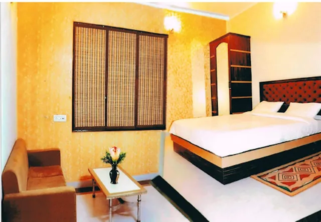 غرفة ديلوكس بسرير كينج بإطلالة على المدينة بشرفة بغرفة نوم واحدة، Hotel Traditional Inn 6/10