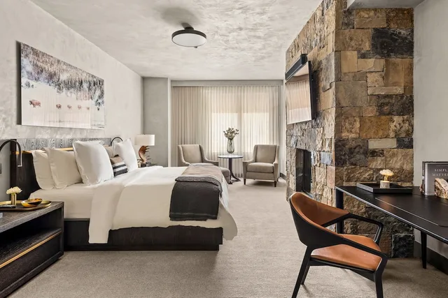 4 Bedrooms, Residence, 1 King and 1 Single Beds, Four Seasons Resort and Residences Vail 3/5