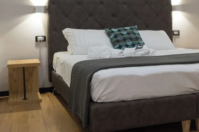 غرفة ديلوكس بسرير كوين، Hotel Doria 3/5