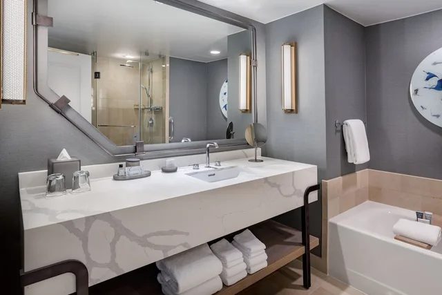 Guest Room, 2 Queen Beds, Resort View، JW Marriott Orlando Grande Lakes 12/13