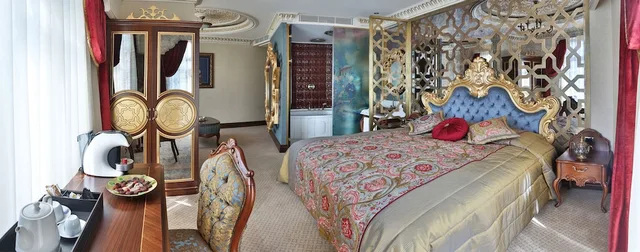 Grand, Deluxe, King Bed, Golden Horn View، DaruSultan Galata 2/3