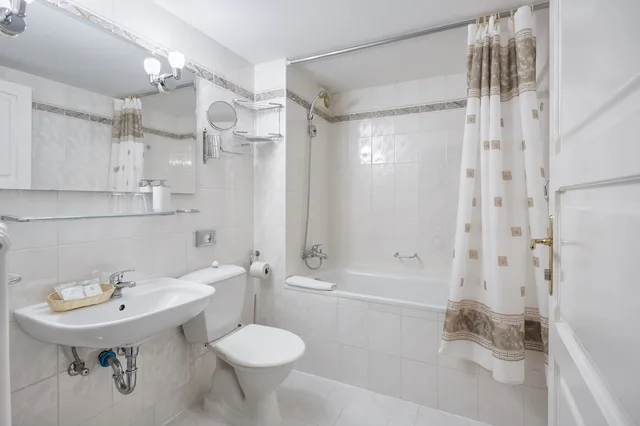 غرفة كومفورت بسرير مزدوج أو سريرين منفصلين، Park Spa Hotel Sirius 3/3
