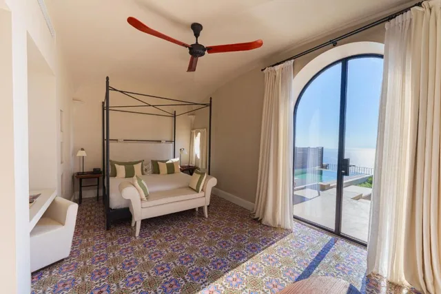 جناح سيغنتشر بمسبح خاص، Furore Grand Hotel 3/7