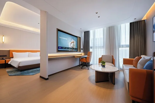 جناح تنفيذي بسرير كينج، Novotel Hangzhou Xintiandi 3/5