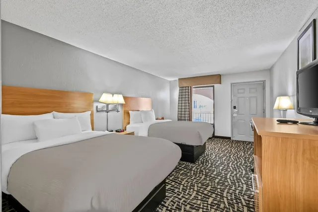 غرفة قياسية بسريرين مزدوجين، Quality Inn Bowling Green South 4/10