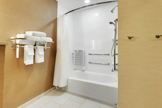 جناح، Fairfield Inn & Suites Houston Northwest/Willowbrook 1/1