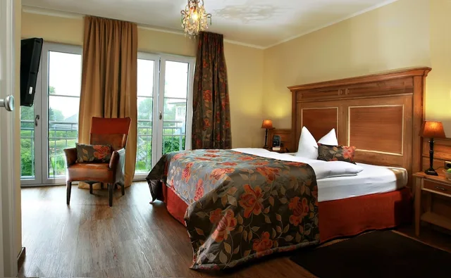 غرفة كومفورت بسرير كينج، Hotel Ampervilla 2/4