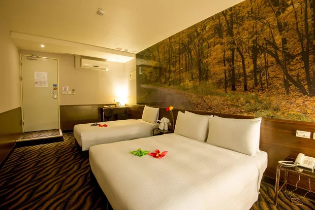 غرفة أساسية ثلاثية بسريرين مزدوجين، Hotel 6 - Wannien 2/2