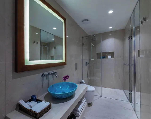 Superior, King Bed, Sea View, Mare Deluxe Residences and Villas 3/3
