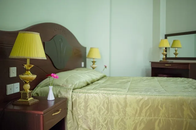 جناح كلاسيكي بسرير كوين، Hotel O. Galogre 2/3
