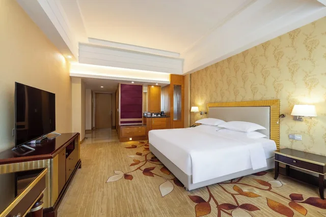 غرفة تنفيذية بسرير كينج بإطلالة على المدينة، Xinhui Country Garden Phoenix Hotel 3/10
