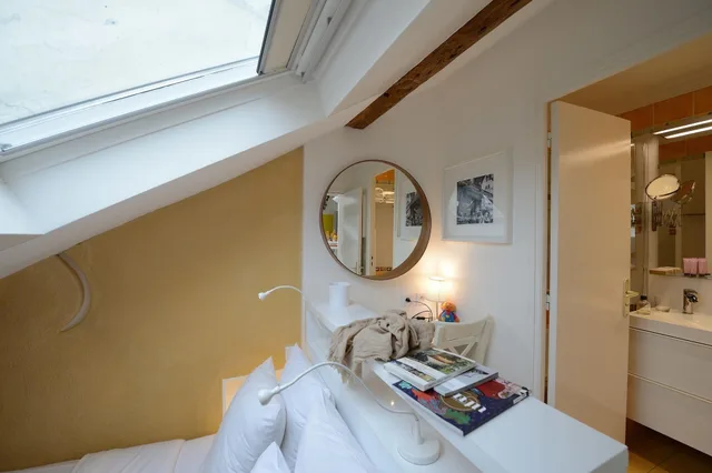 1 Bedroom, Love, Apartment, Les Patios Du Marais 2/6
