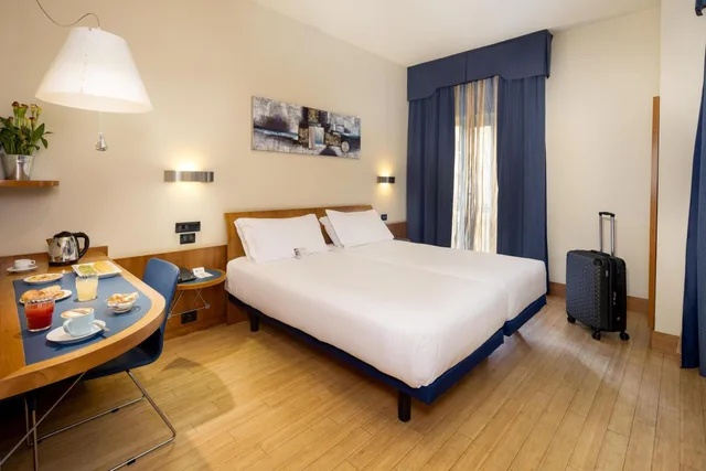 غرفة كلاسيكية بسريرين منفصلين، Best Western Hotel Luxor 4/5