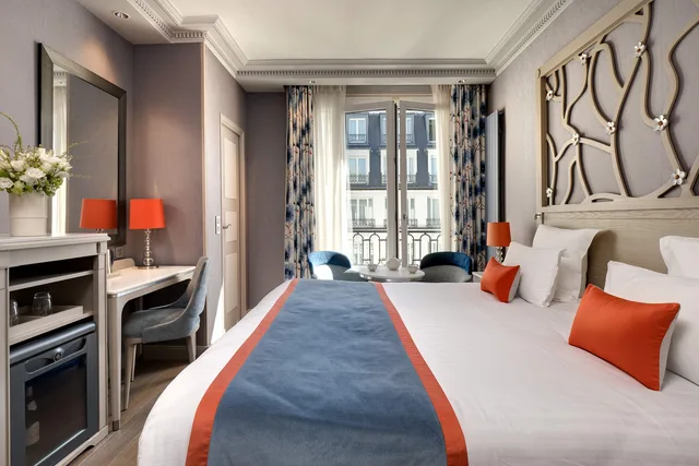 غرفة بريميوم بسرير مزدوج أو سريرين منفصلين، Hotel Rochester Champs-Elysees 3/4