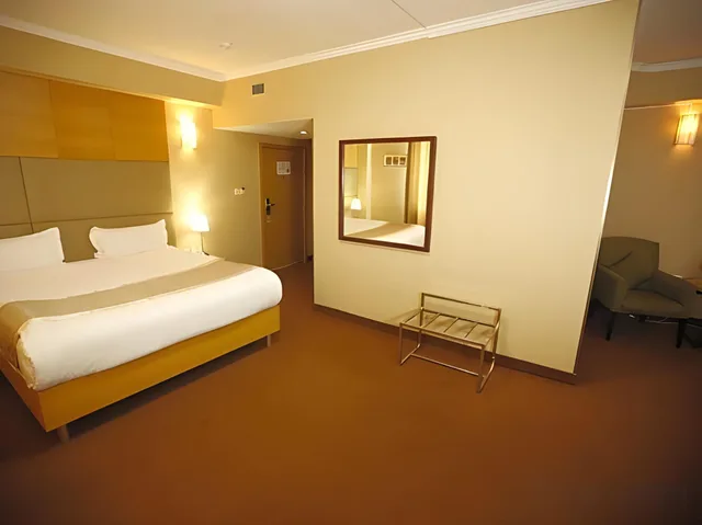 غرفة بسرير مزدوج، The Corporate Hotel Central 1/2