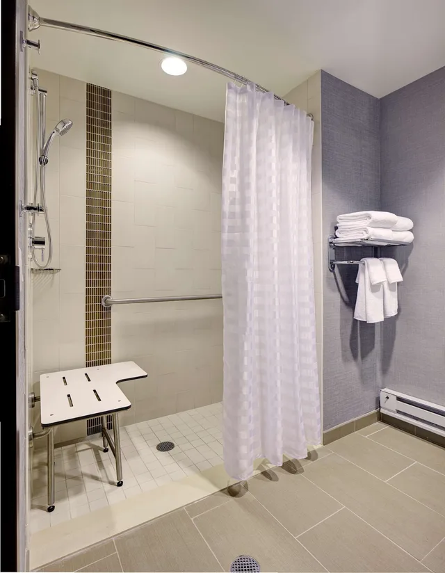 جناح بسرير كينج مع أريكة لذوي الإعاقة، Hyatt Place New York/Yonkers 3/4