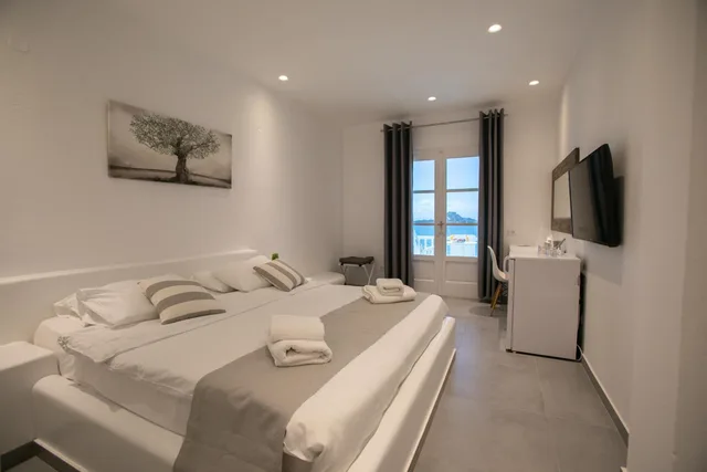 Deluxe, Double Bed, Sea View, Acrogiali Beach Hotel 7/10