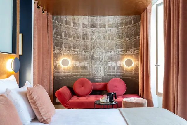 double or twin deluxe, Hotel Sacha 13/14