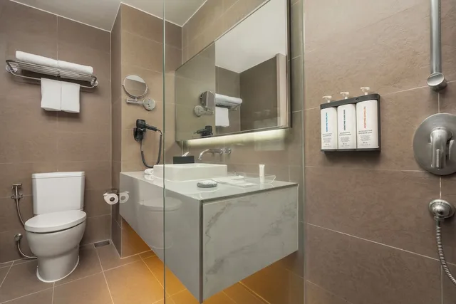 غرفة بسرير كينج مع أريكة، Hyatt Place Bangkok Sukhumvit 1 3/4