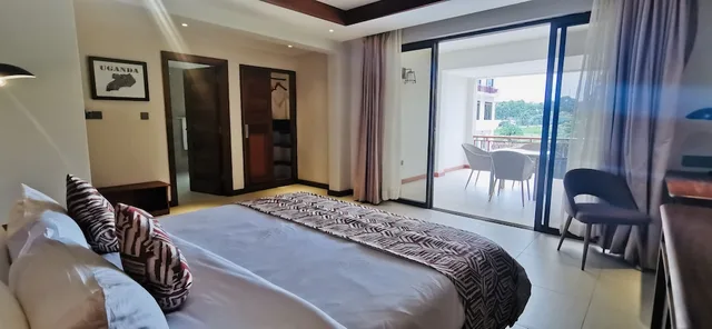 جناح ديلوكس بسرير مزدوج، Kampala Nile Resort 1/3