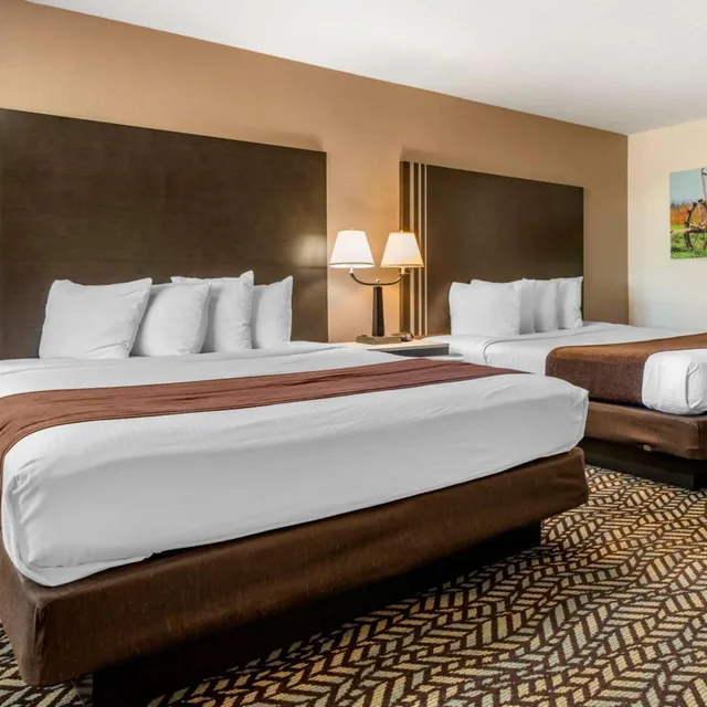 غرفة ديلوكس بسريرين كينج، Best Western Orchard Inn 2/6