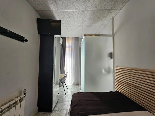غرفة خارجية مفردة بسرير فردي بحمام خاص، Hotel Palermo 3/6