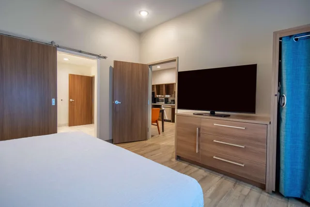 جناح لذوي الإعاقة، Home2 Suites by Hilton West Chester Cincinnati 1/3