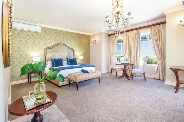 جناح فاخر بسريرين منفصلين، L Ermitage Franschhoek Chateau Villas 2/4
