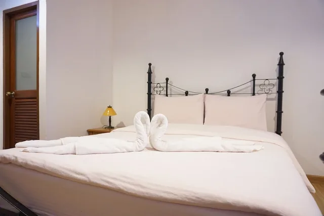 غرفة قياسية بسرير مزدوج، Sri Chiangkhan Hotel 2/5